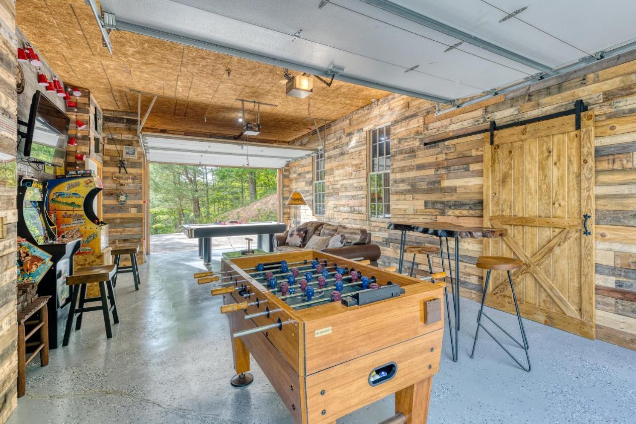 Trout N' About Your Blue Ridge Mountains Retreat, Hot Tub + Game Room! Ellijay Exterior foto
